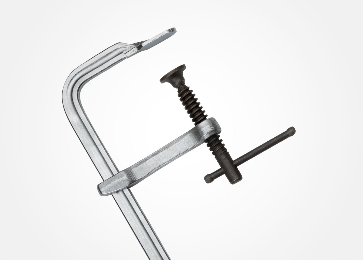 Drop-forged heavy-duty bar clamp